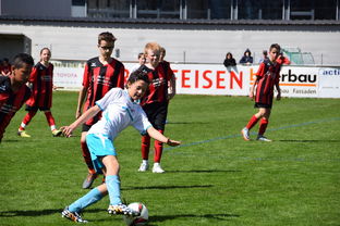 星空·综合体育-中国足球俱乐部青训教练待遇与专业进修机会探讨，中国足球青训队教练